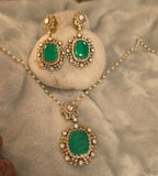 Aishwarya pendant set