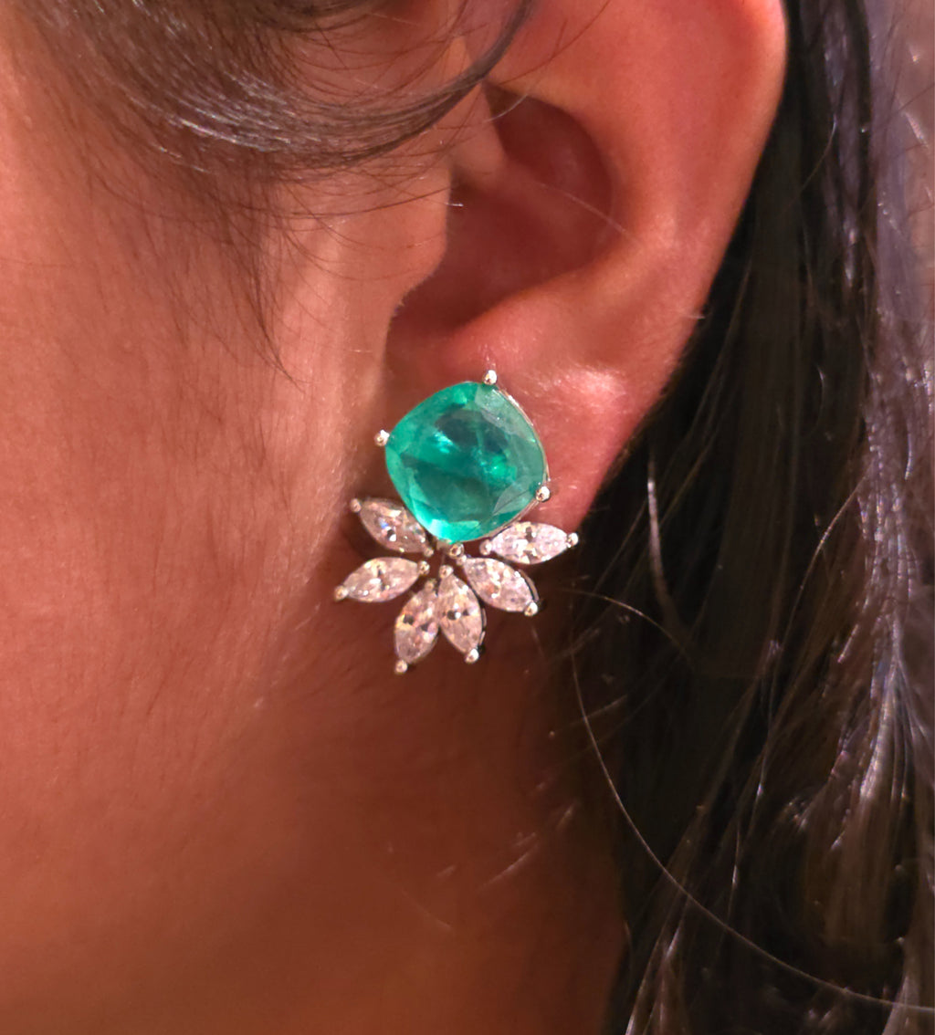 Jahnvi Earrings