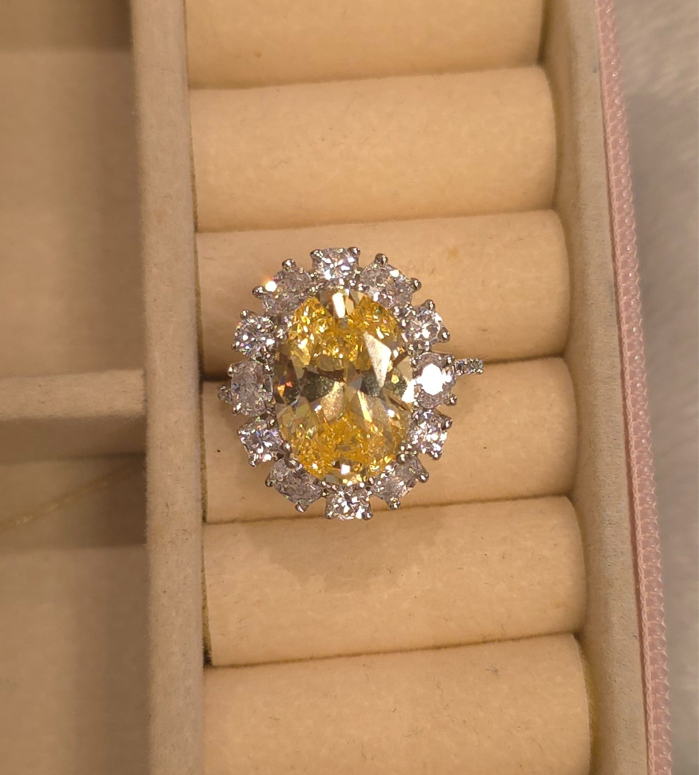 Elena ring
